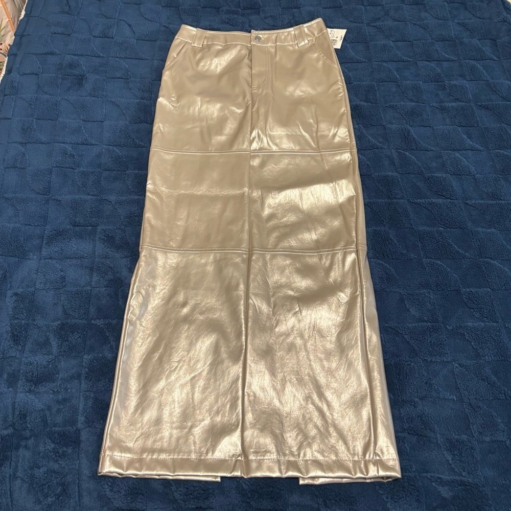 Forever 21 Women Silver Metallic Straight Back Slit Maxi Skirt